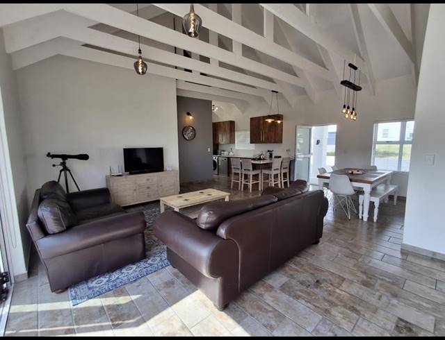 3 BEDROOM HOUSE FOR SALE IN SHELLEY POINT